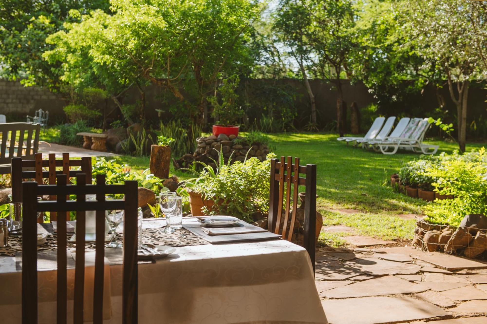 Biweda Nguni Lodge&B&B Mkuze Exterior foto