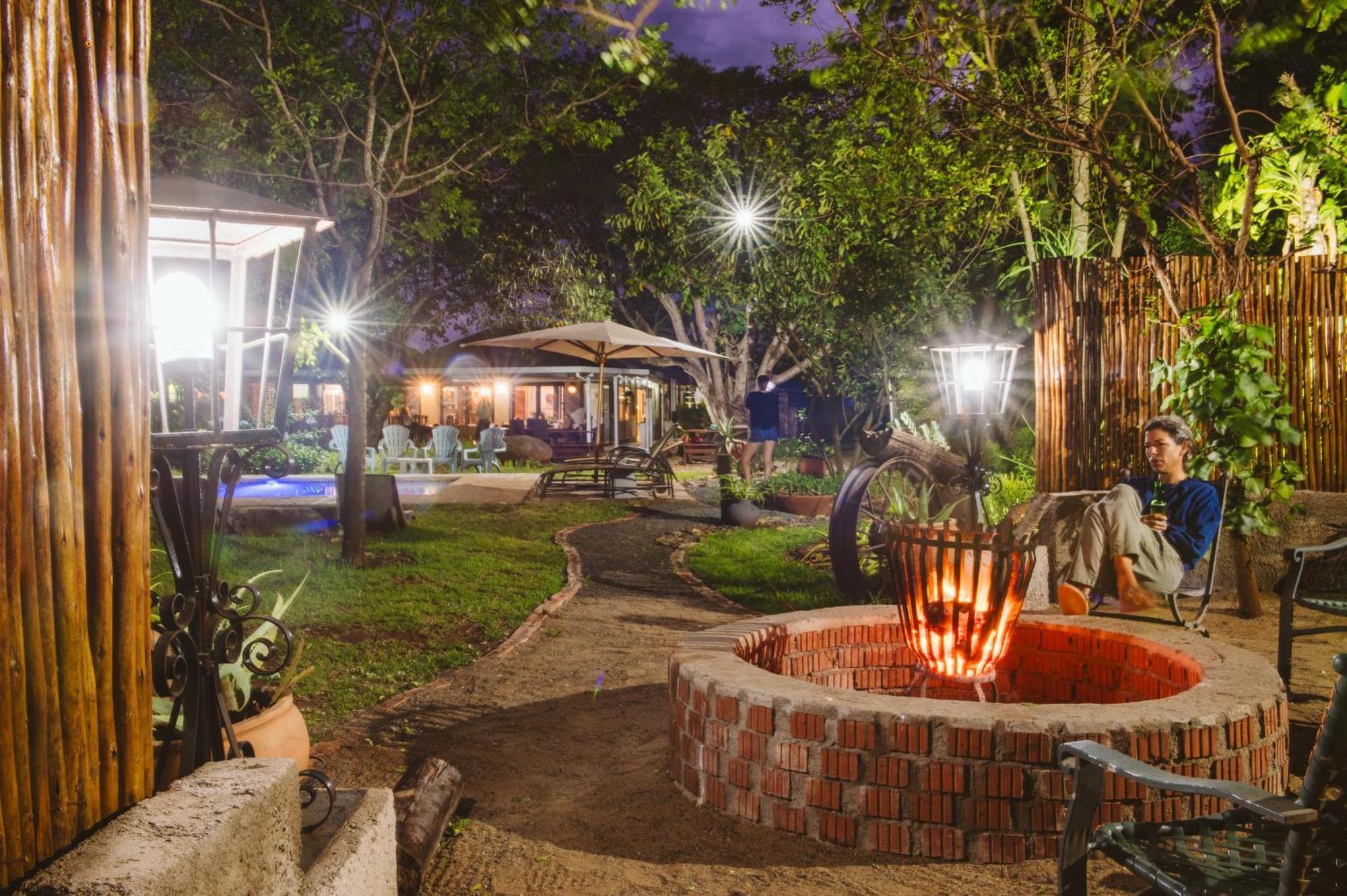 Biweda Nguni Lodge&B&B Mkuze Exterior foto